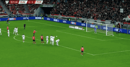 个呢, C罗的射门, news 个呢, C罗的射门, news