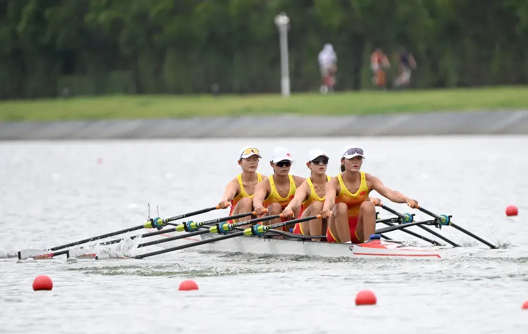 开赛的印象, 盛赞组委会, 人交流